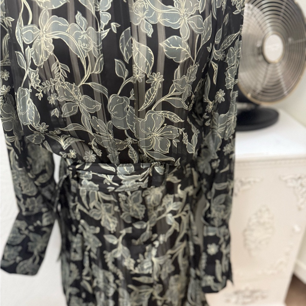 Reiss Black Floral Long Sleeve Dress - Picture 11 of 16